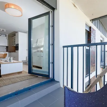 Lakeside Bliss - Cozy Retreat Just 500m From The Baltic Sea Apartment *