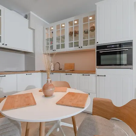 아파트 Lakeside Bliss - Cozy Retreat Just 500m From The Baltic Sea Dziwnów