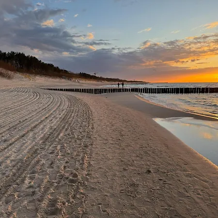 아파트 Lakeside Bliss - Cozy Retreat Just 500m From The Baltic Sea