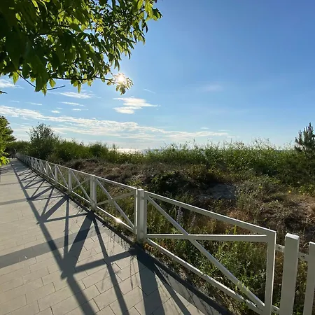 아파트 Lakeside Bliss - Cozy Retreat Just 500m From The Baltic Sea *