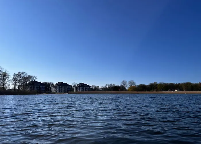 Lakeside Bliss - Cozy Retreat Just 500m From The Baltic Sea شقة *