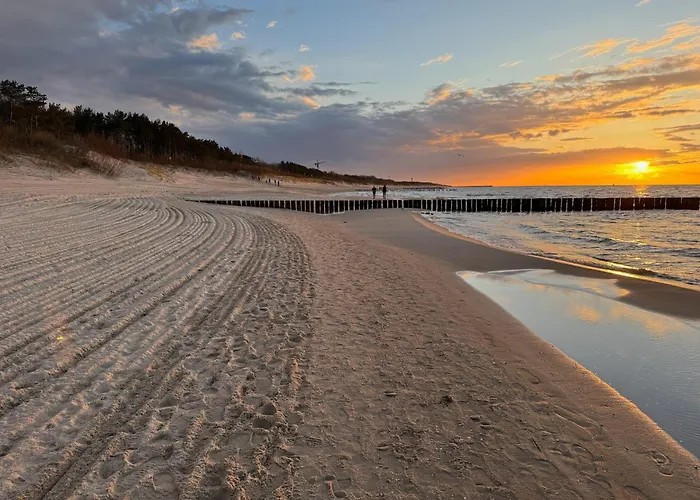 شقة Lakeside Bliss - Cozy Retreat Just 500m From The Baltic Sea